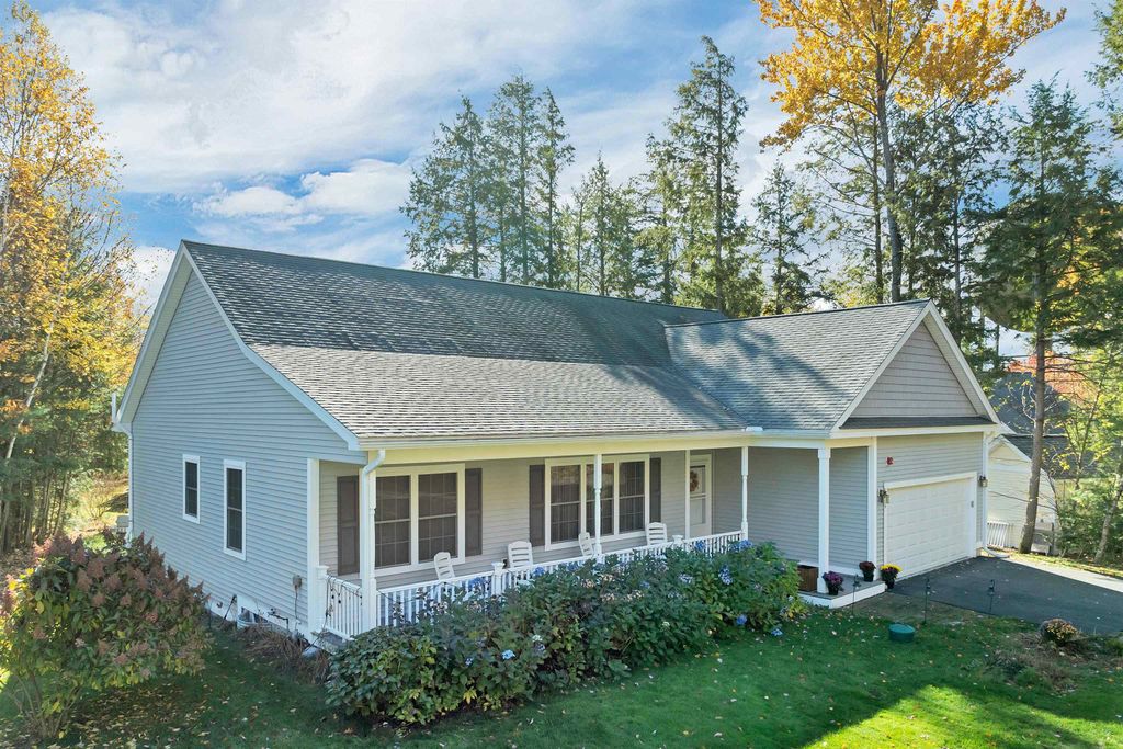Photo of 224 Long Bay Drive, Laconia, NH 03246 (MLS # 5070294)