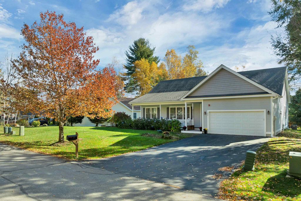 Photo of 224 Long Bay Drive, Laconia, NH 03246 (MLS # 5070294)