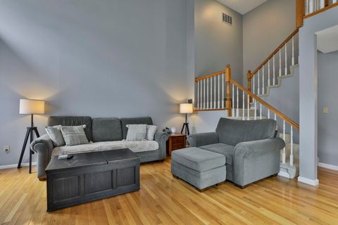 53 Hickory Lane Windham NH 03087