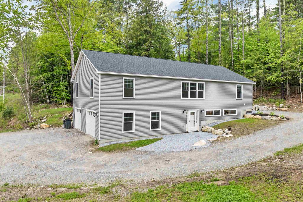 Photo of 10 Call Road, Webster, NH 03303 (MLS # 5042848)
