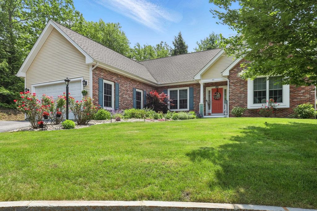 Photo of 55 River Birch Circle, Manchester, NH 03102 (MLS # 5087116)