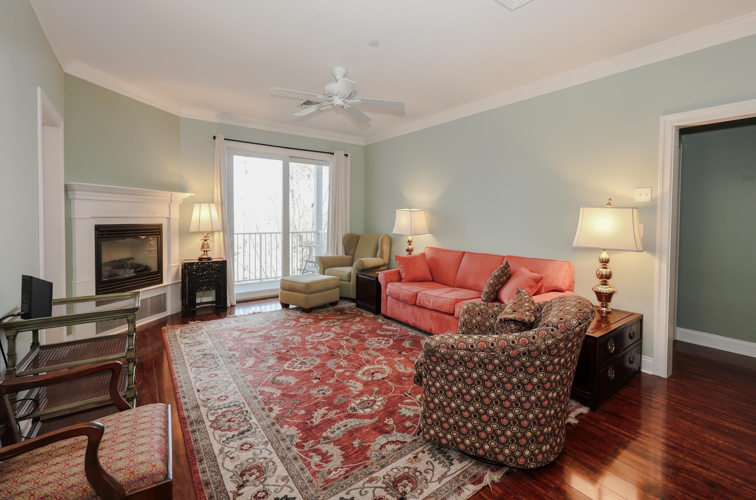 160 Daniel Webster Highway 201