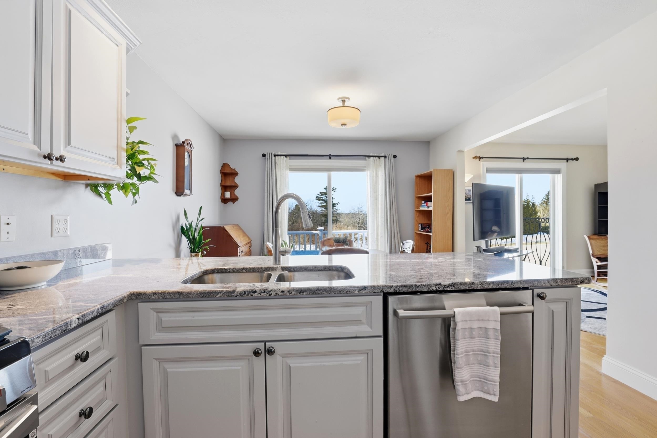 617 First NH Turnpike 9