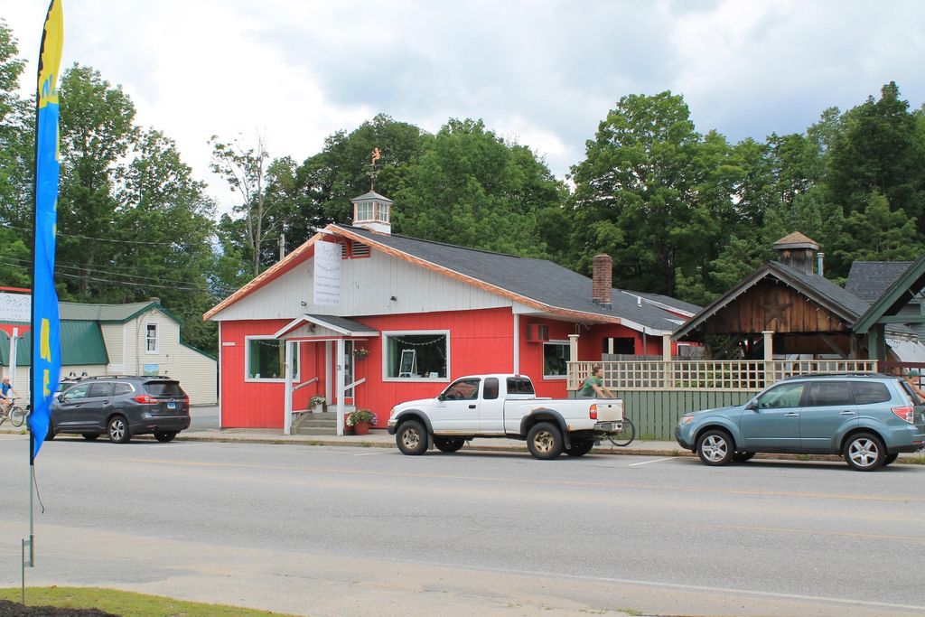 Photo of 31 Main Street, Lincoln, NH 03251 (MLS # 5056107)