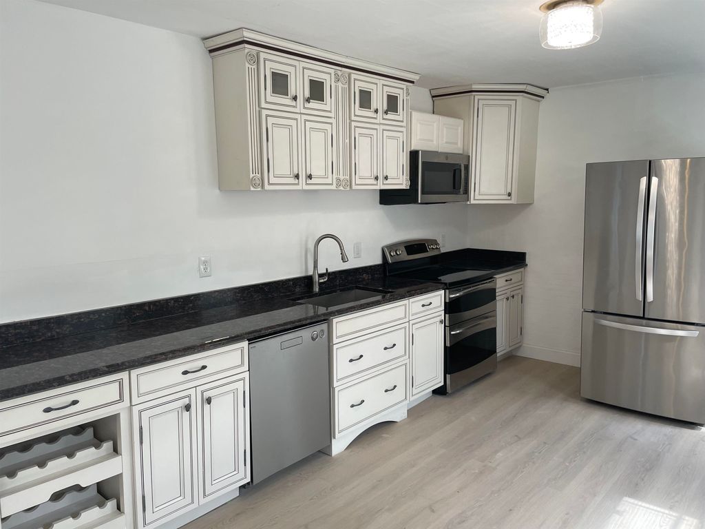 Photo of 51 South Street #A, Rollinsford, NH 03869 (MLS # 5046120)