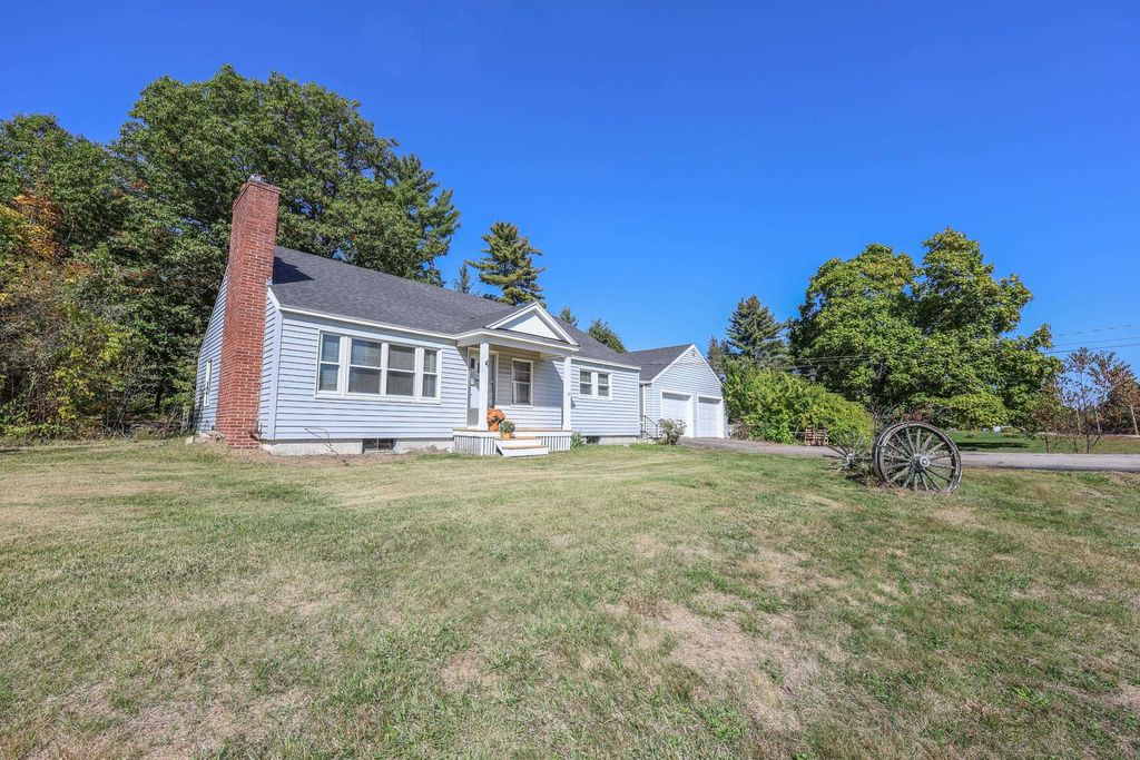 Photo of 45 Cushing Boulevard, Rochester, NH 03867 (MLS # 5064949)
