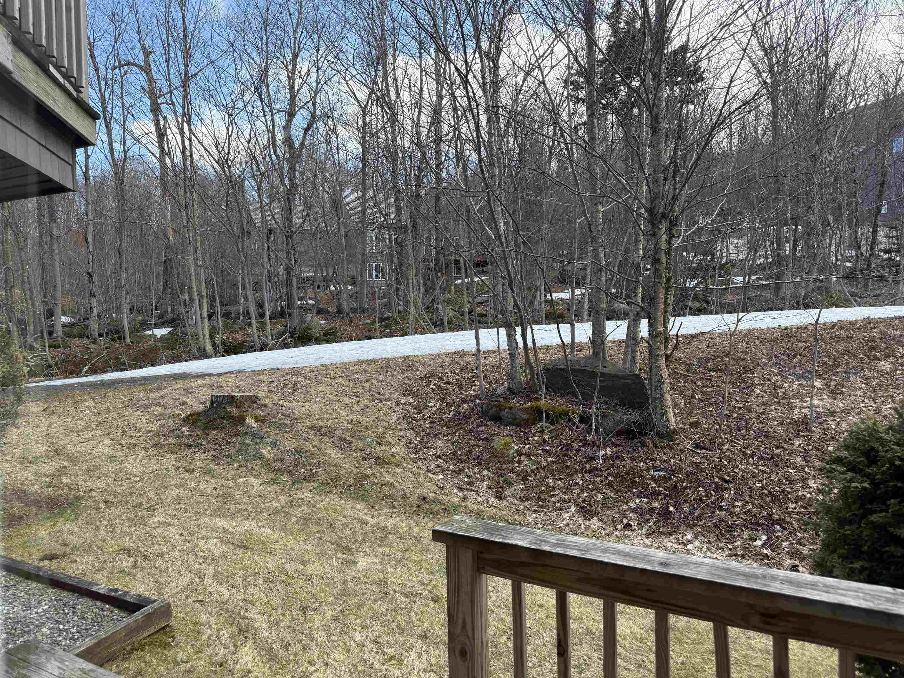 334 Slopeside Road 4001
