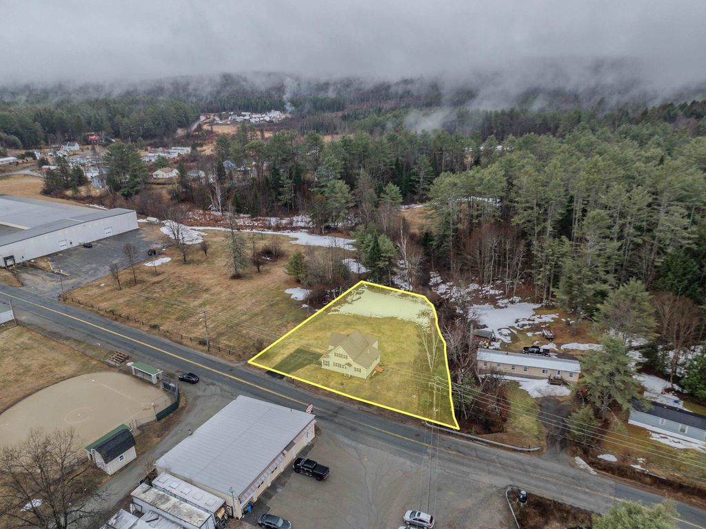 Photo of 316 Highland Avenue, Littleton, NH 03561 (MLS # 5082601)