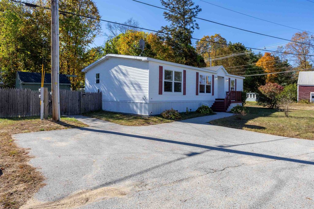 Photo of 2 Elizabeth Drive, Boscawen, NH 03303 (MLS # 5063999)