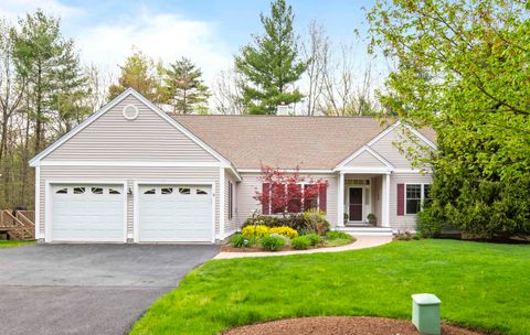 Photo of 9 Tarleton Lane, Amherst, NH 03031 (MLS # 5089047)