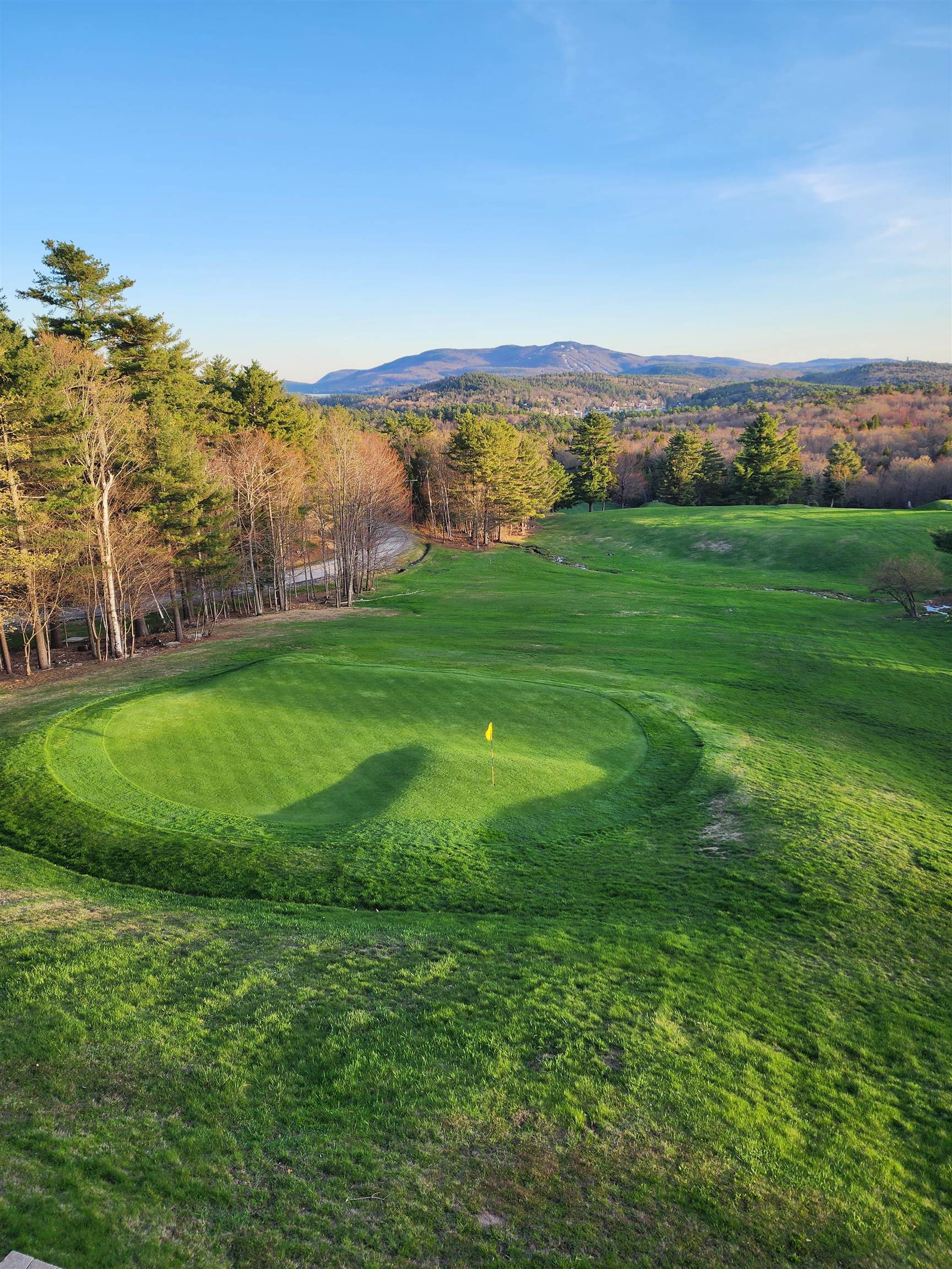 Sunapee, New Hampshire 03782, United States, 3 Bedrooms Bedrooms, ,3 BathroomsBathrooms,Residential,Active,120761