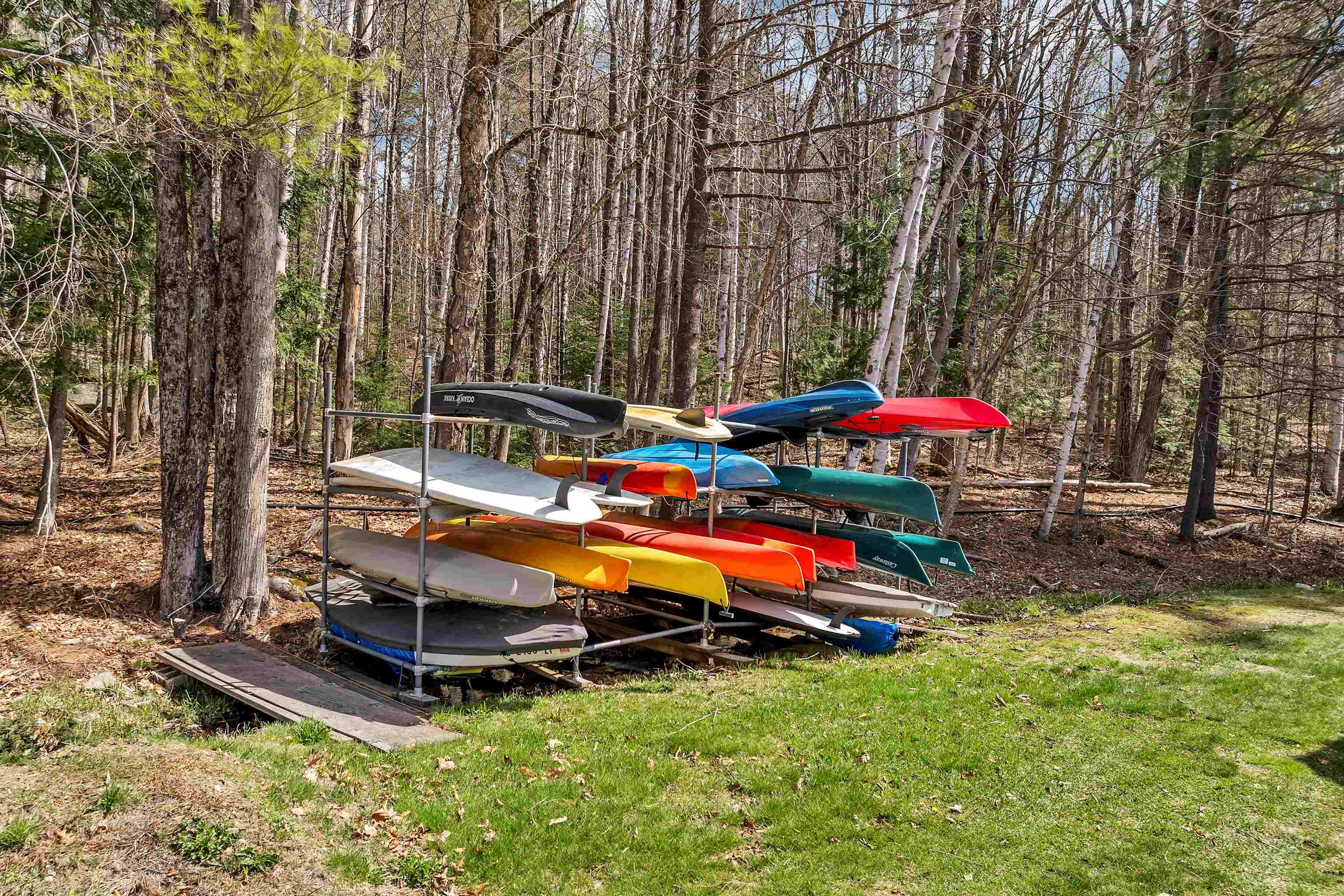 Sunapee, New Hampshire 03782, United States, 3 Bedrooms Bedrooms, ,3 BathroomsBathrooms,Residential,Active,120761