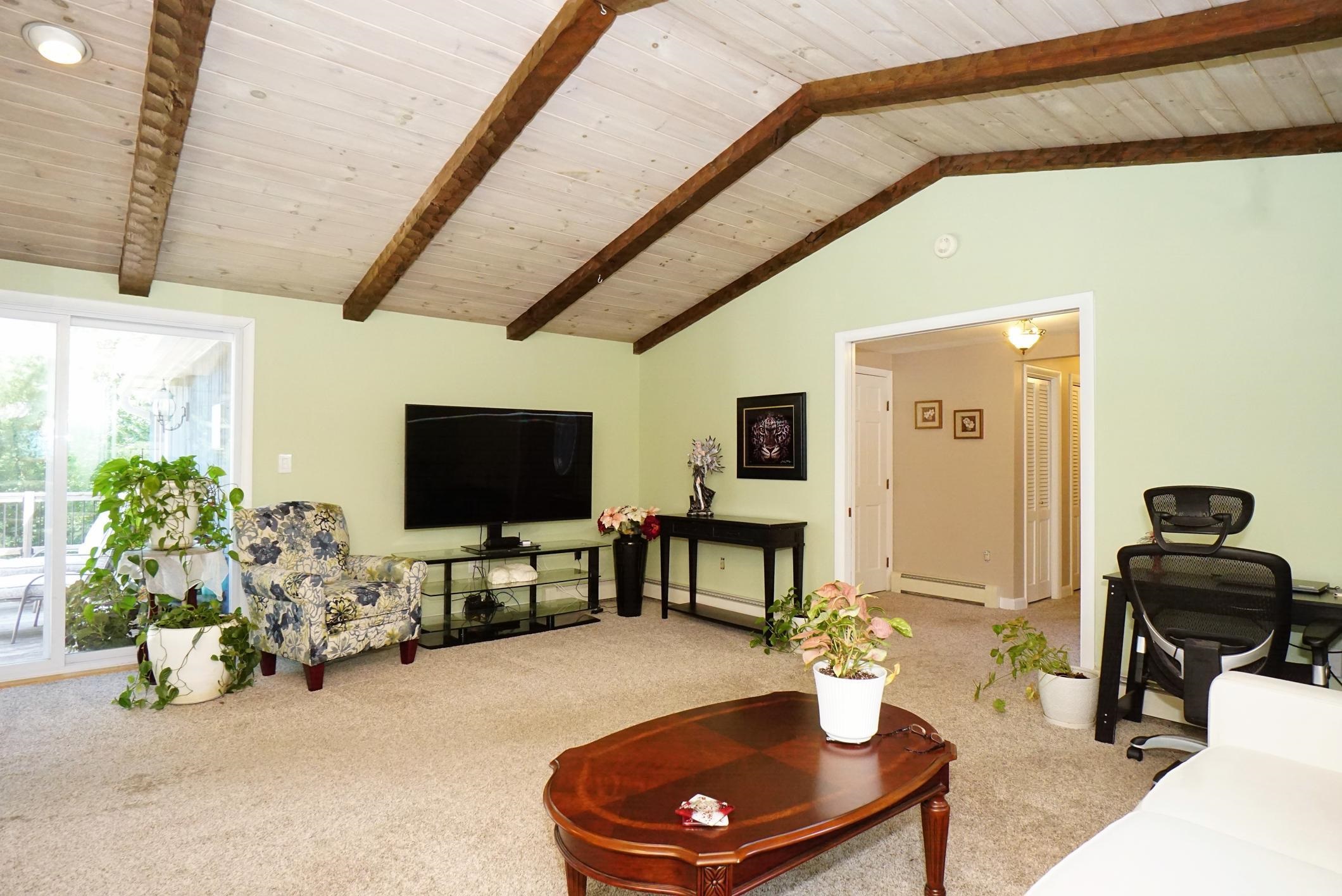 Belmont, New Hampshire 03220, United States, 3 Bedrooms Bedrooms, ,4 BathroomsBathrooms,Residential,Active,192360