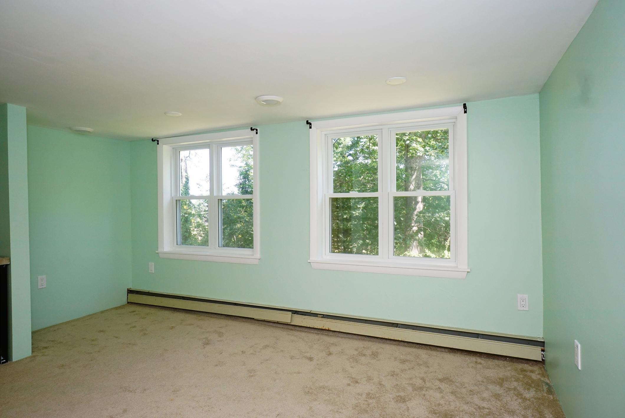 Belmont, New Hampshire 03220, United States, 3 Bedrooms Bedrooms, ,4 BathroomsBathrooms,Residential,Active,192360