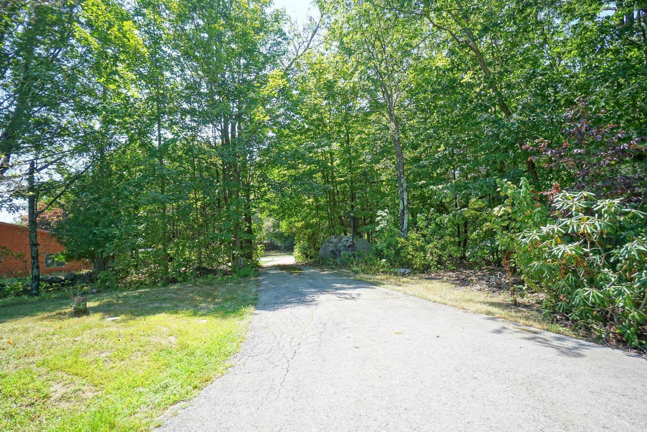 Belmont, New Hampshire 03220, United States, 3 Bedrooms Bedrooms, ,4 BathroomsBathrooms,Residential,Active,192360