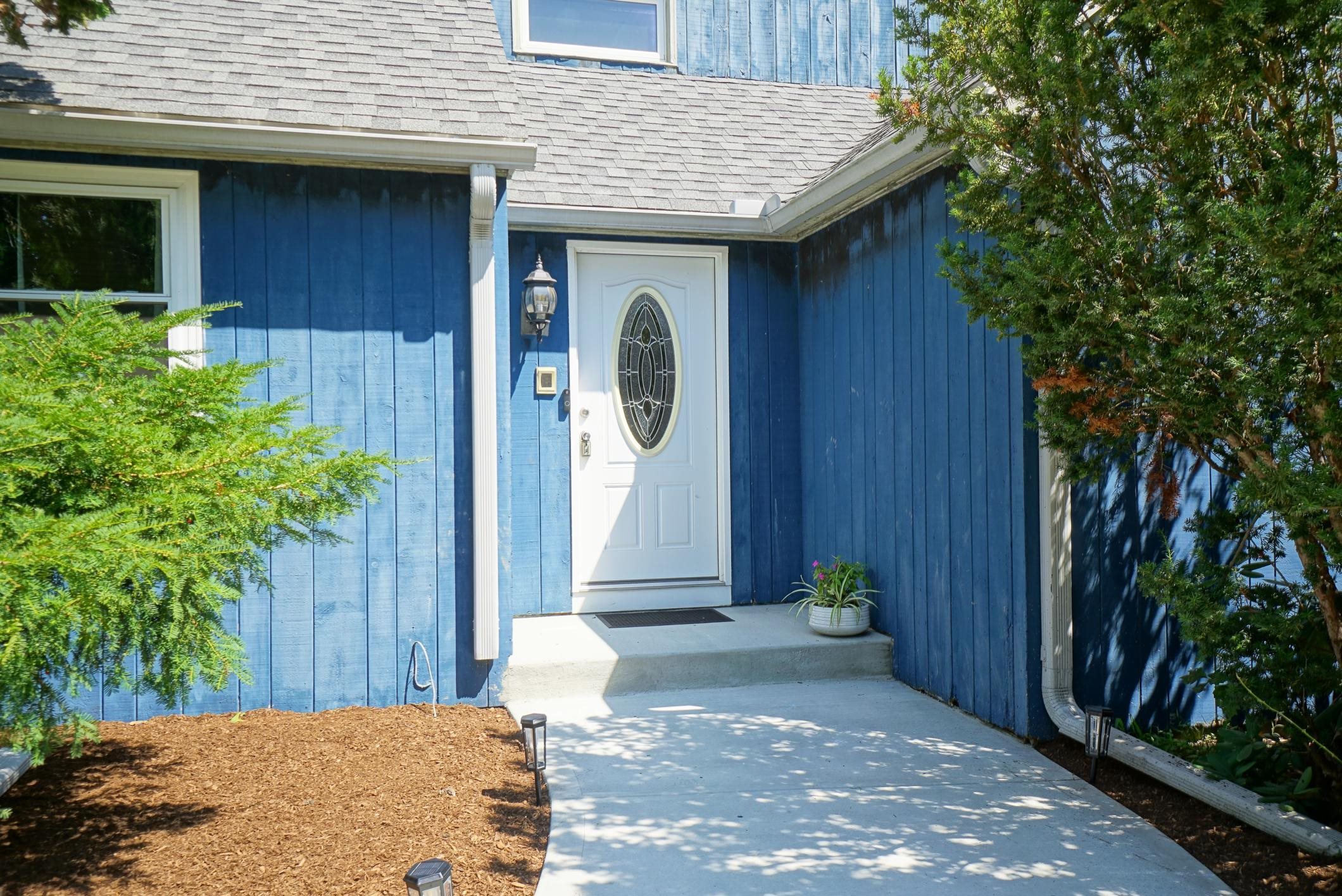 Belmont, New Hampshire 03220, United States, 3 Bedrooms Bedrooms, ,4 BathroomsBathrooms,Residential,Active,192360