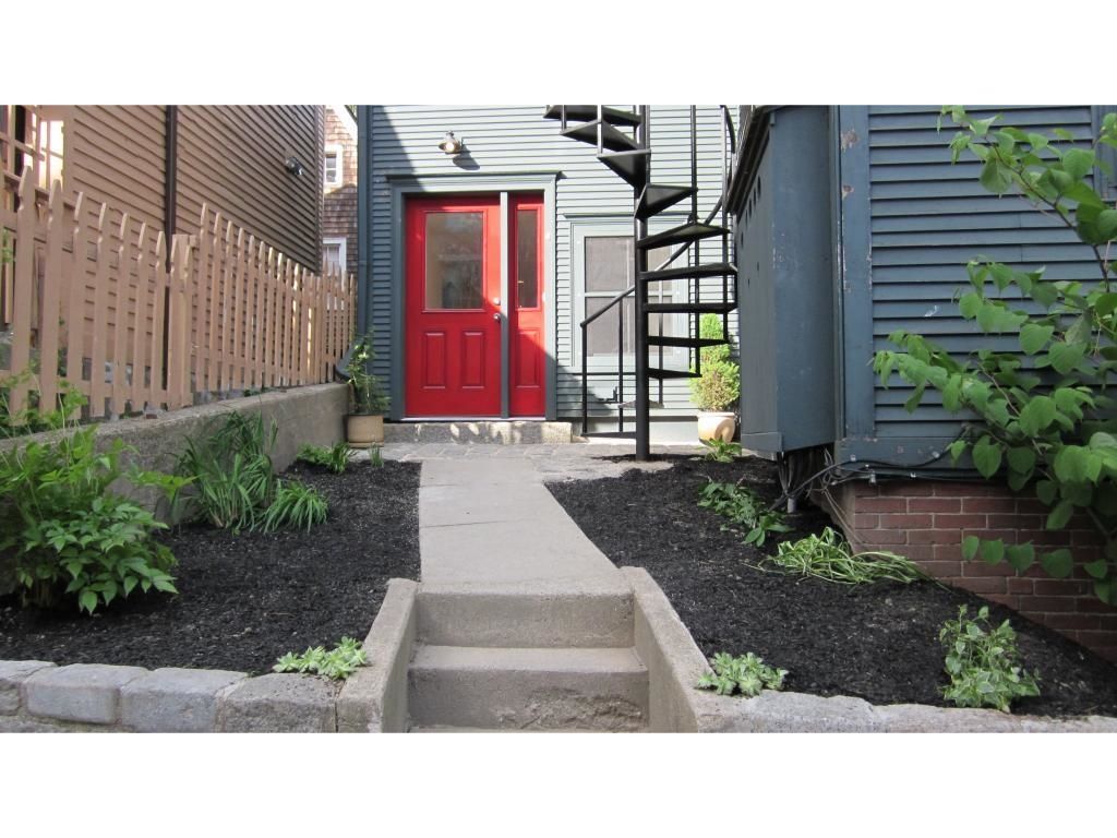 Photo of 93 High Street #4, Portsmouth, NH 03801 (MLS # 5041356)