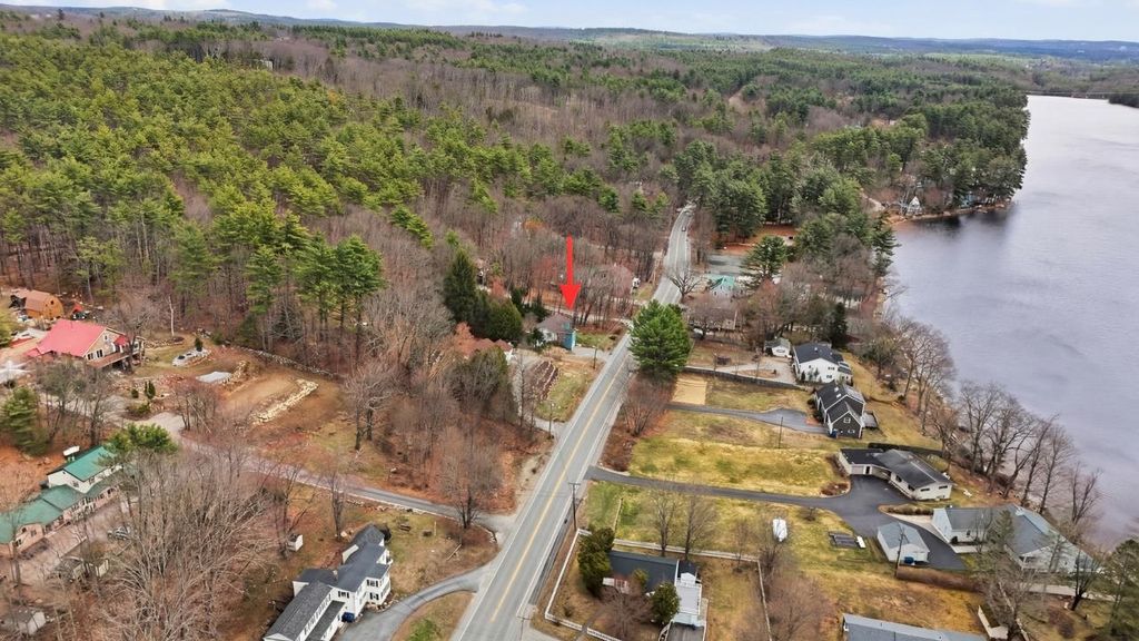 Photo of 101 Elm Street, Goffstown, NH 03045 (MLS # 5082940)