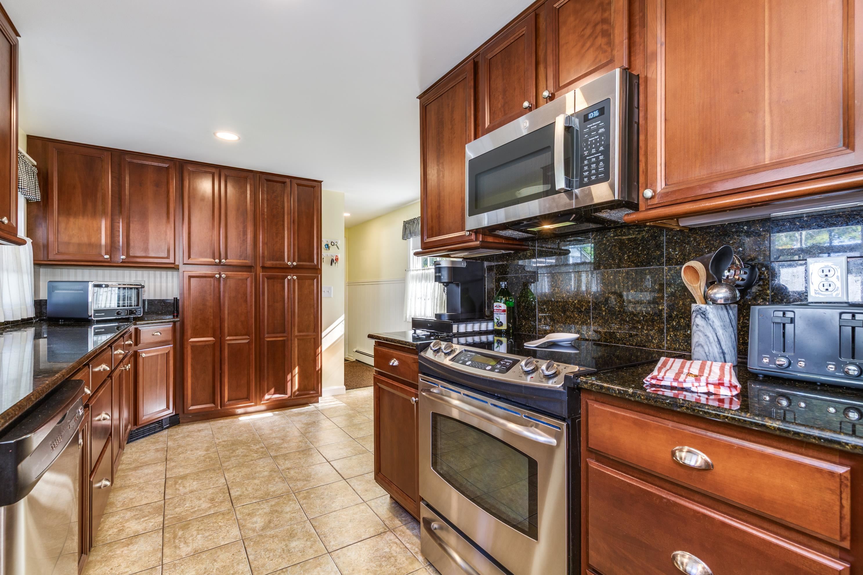 492 Woodlawn Ridge Road