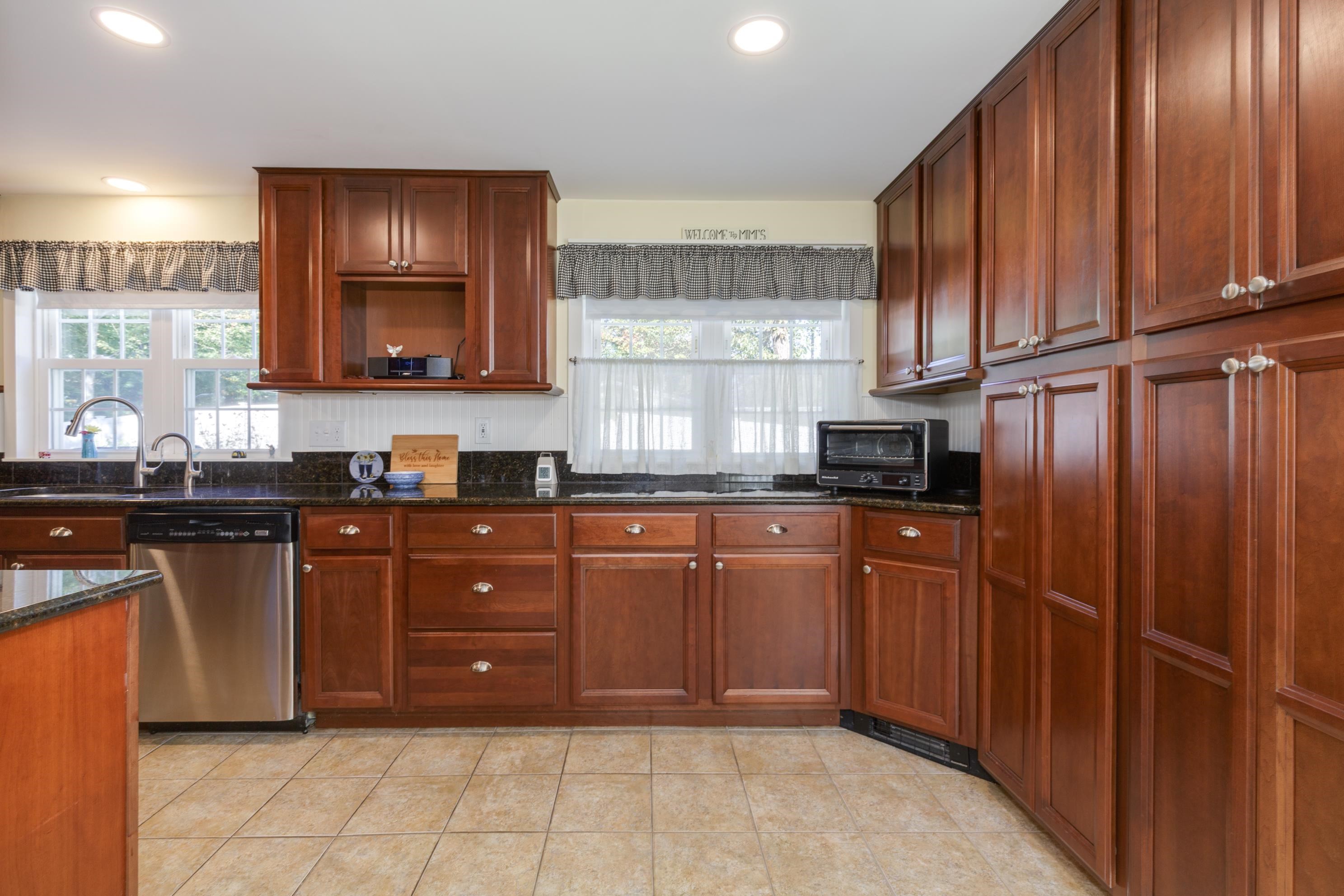 492 Woodlawn Ridge Road