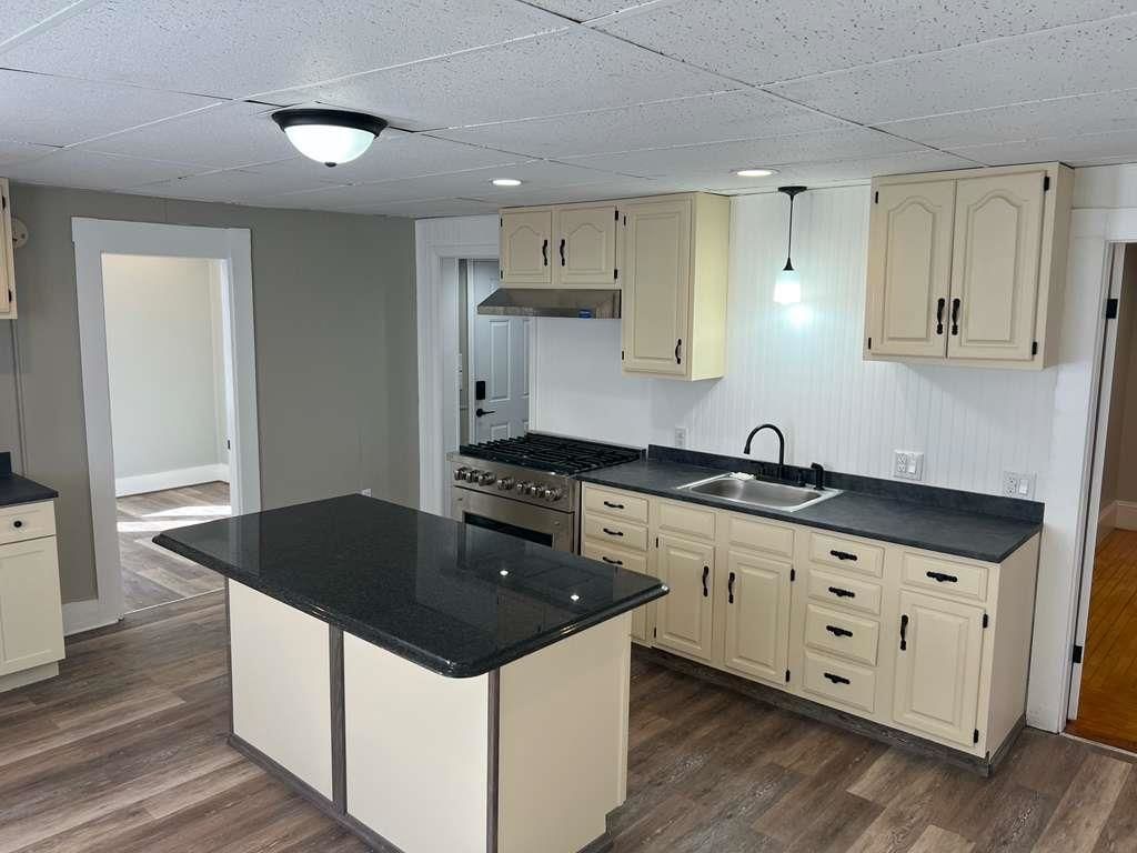 Photo of 118 Riddle Street #1F, Manchester, NH 03102 (MLS # 5080860)