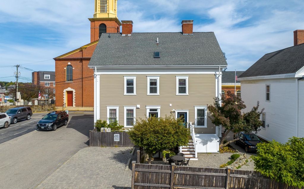 Photo of 110 Chapel Street, Portsmouth, NH 03801 (MLS # 4955917)