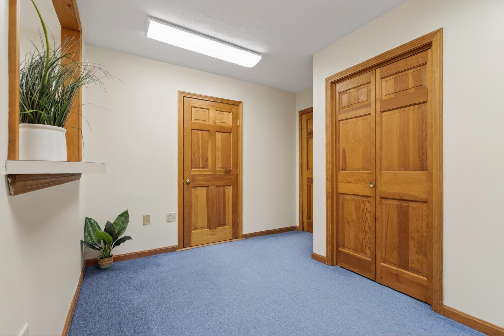 25 Country Club Road 707