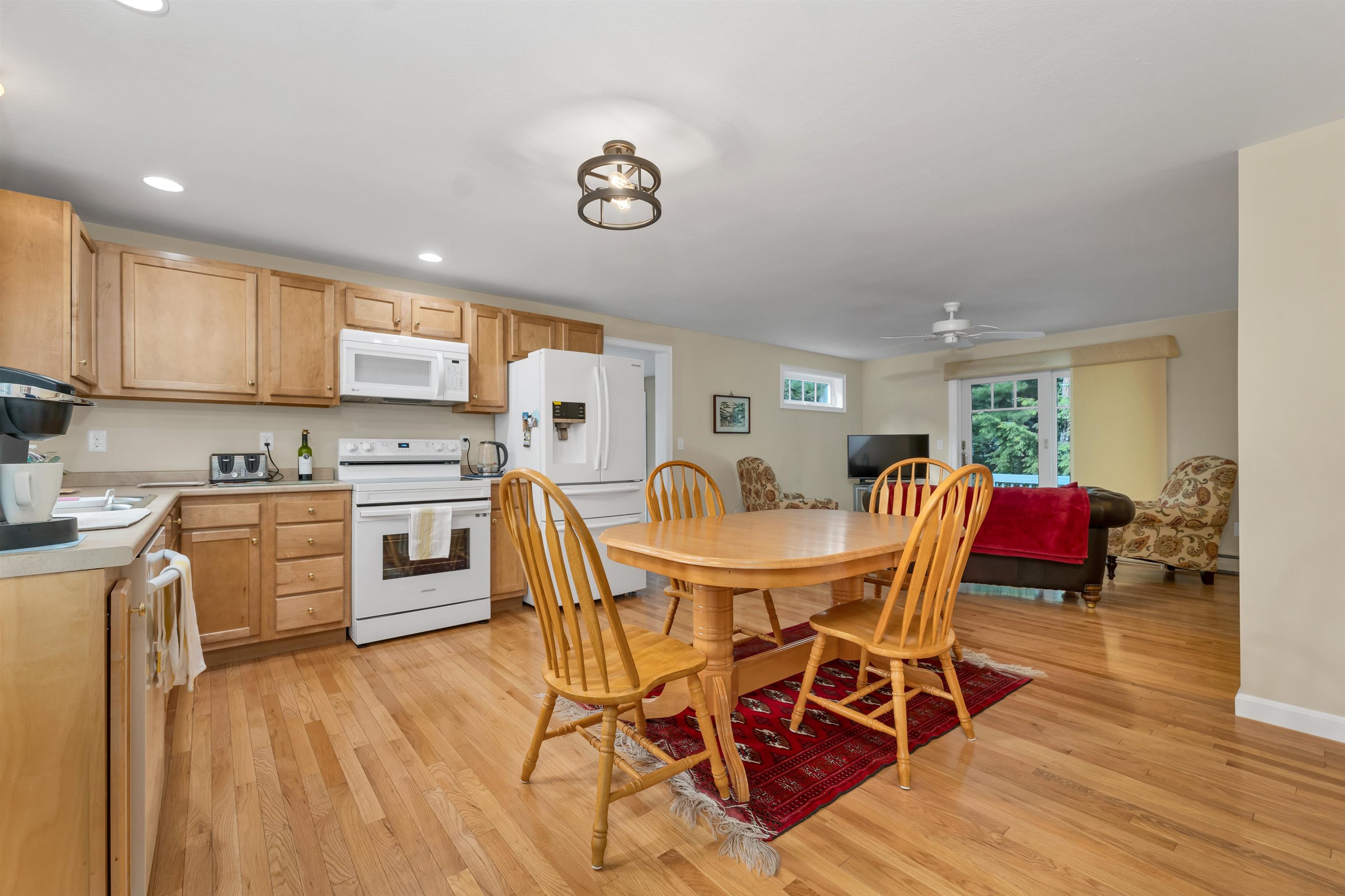 86 Brookstone Lane
