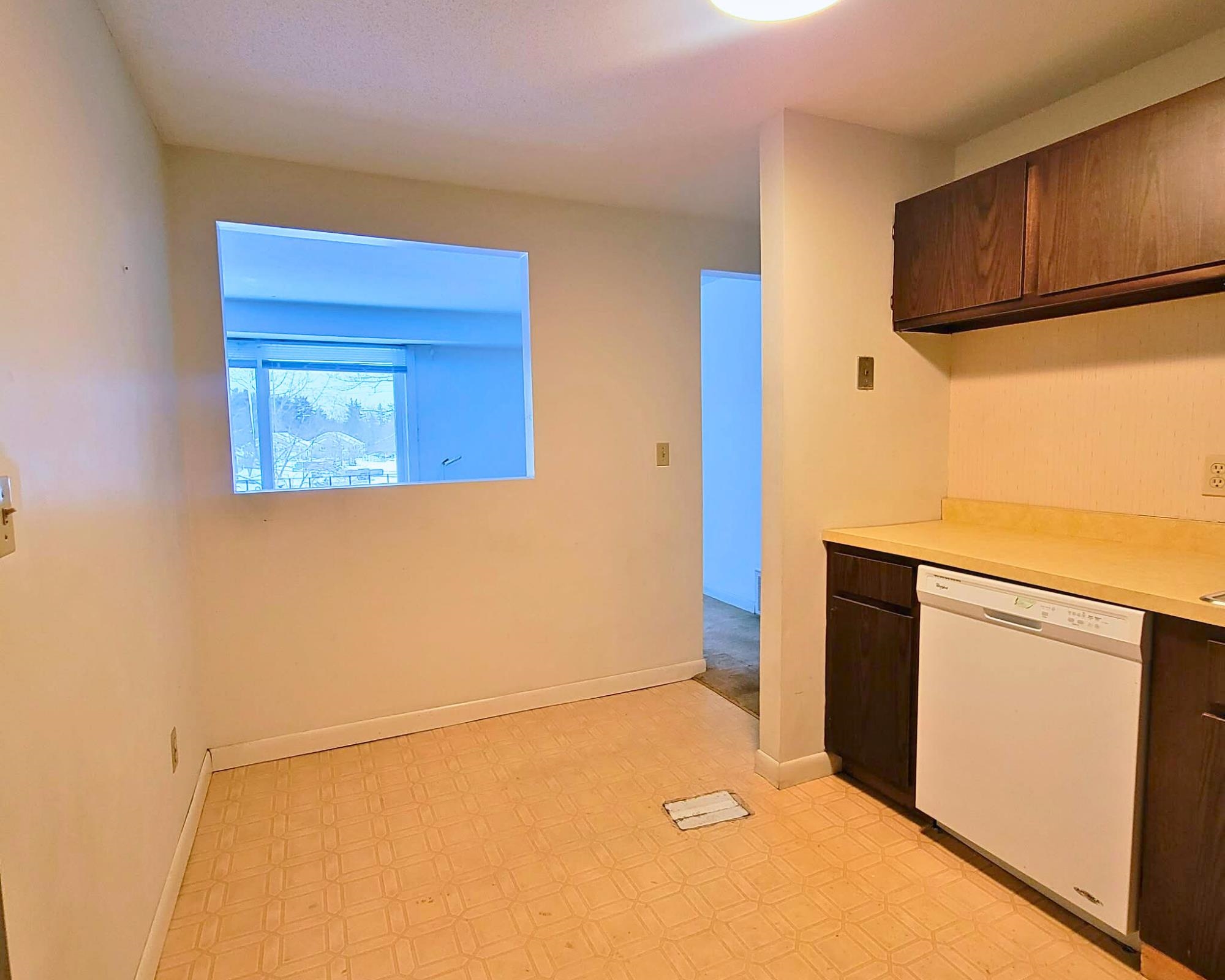 5 Brookside Drive 9