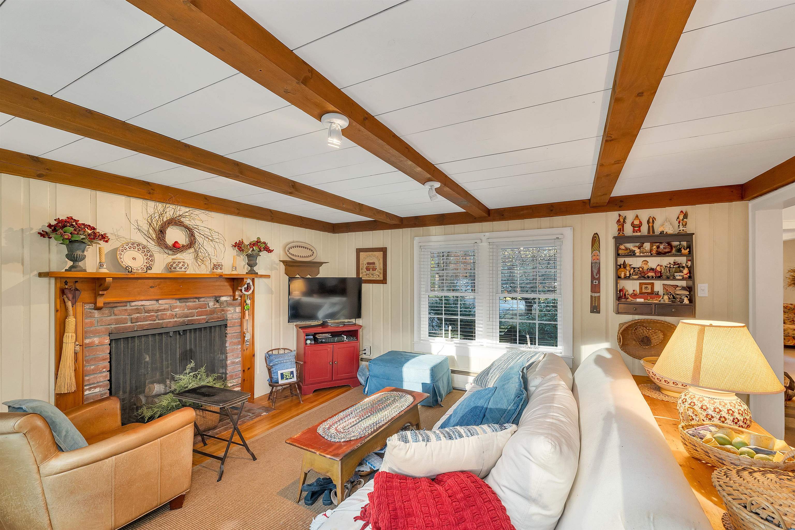 Plaistow, New Hampshire 03865, United States, 3 Bedrooms Bedrooms, ,2 BathroomsBathrooms,Residential,Pending,21025