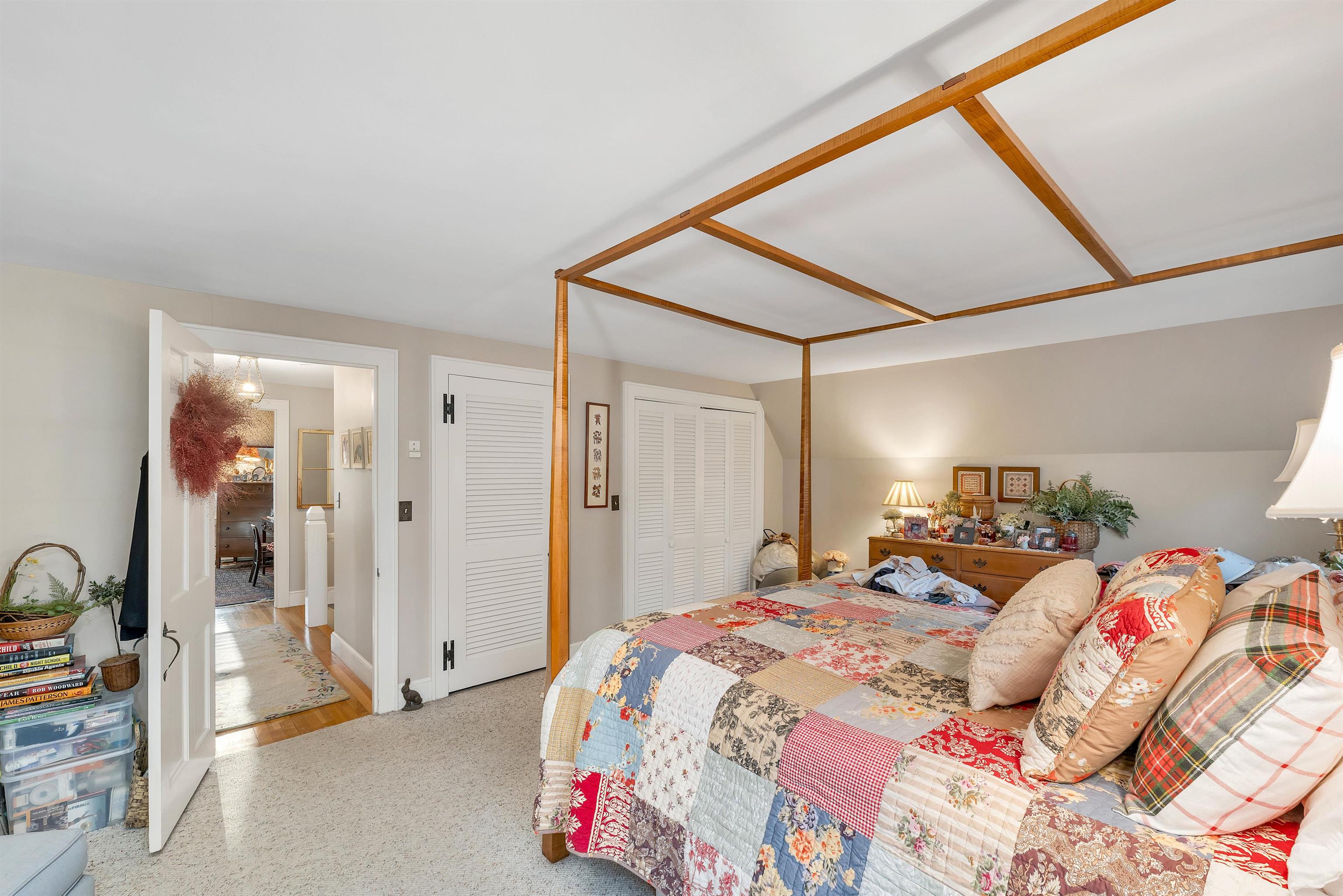 Plaistow, New Hampshire 03865, United States, 3 Bedrooms Bedrooms, ,2 BathroomsBathrooms,Residential,Pending,21025