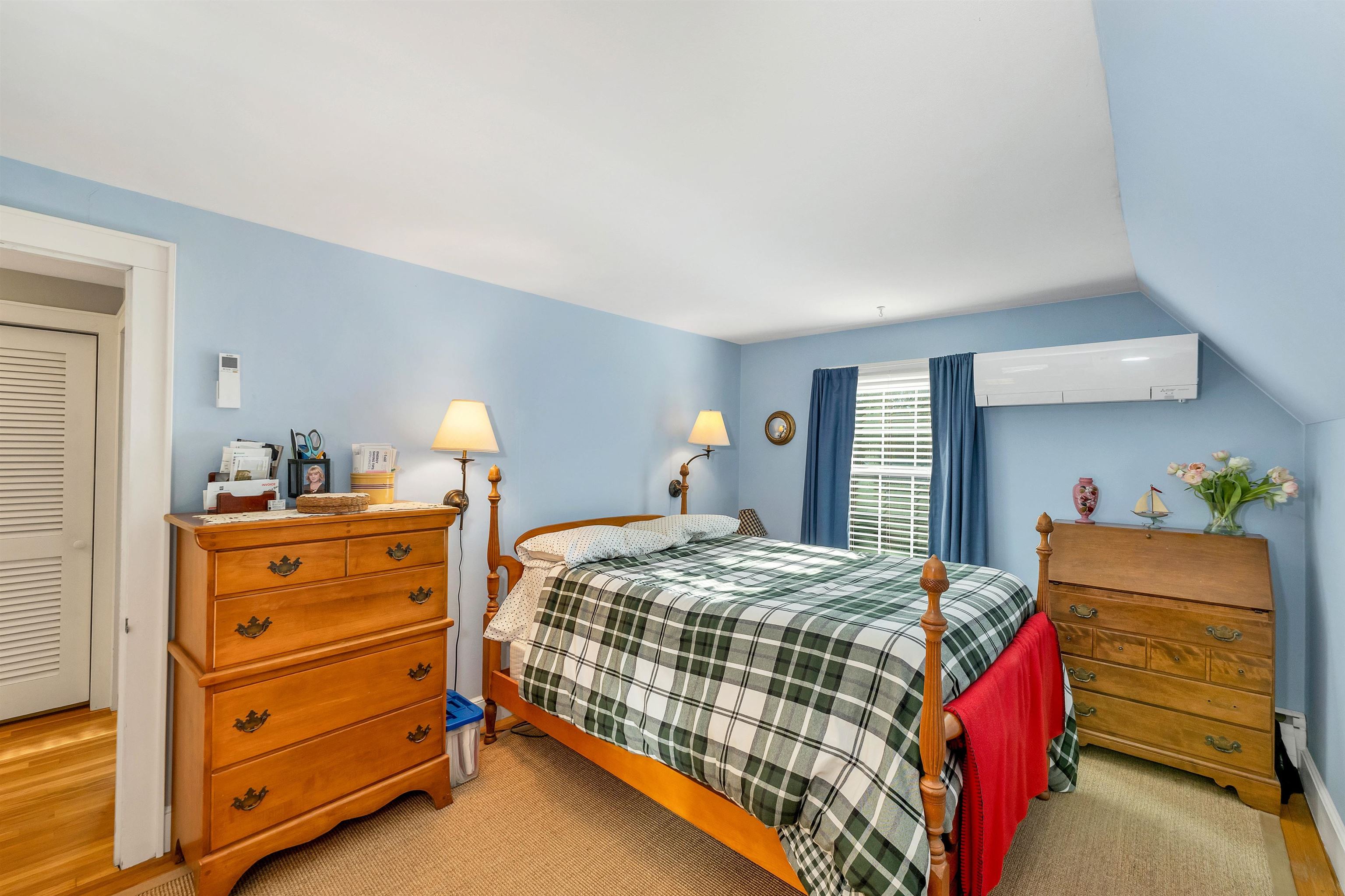 Plaistow, New Hampshire 03865, United States, 3 Bedrooms Bedrooms, ,2 BathroomsBathrooms,Residential,Pending,21025