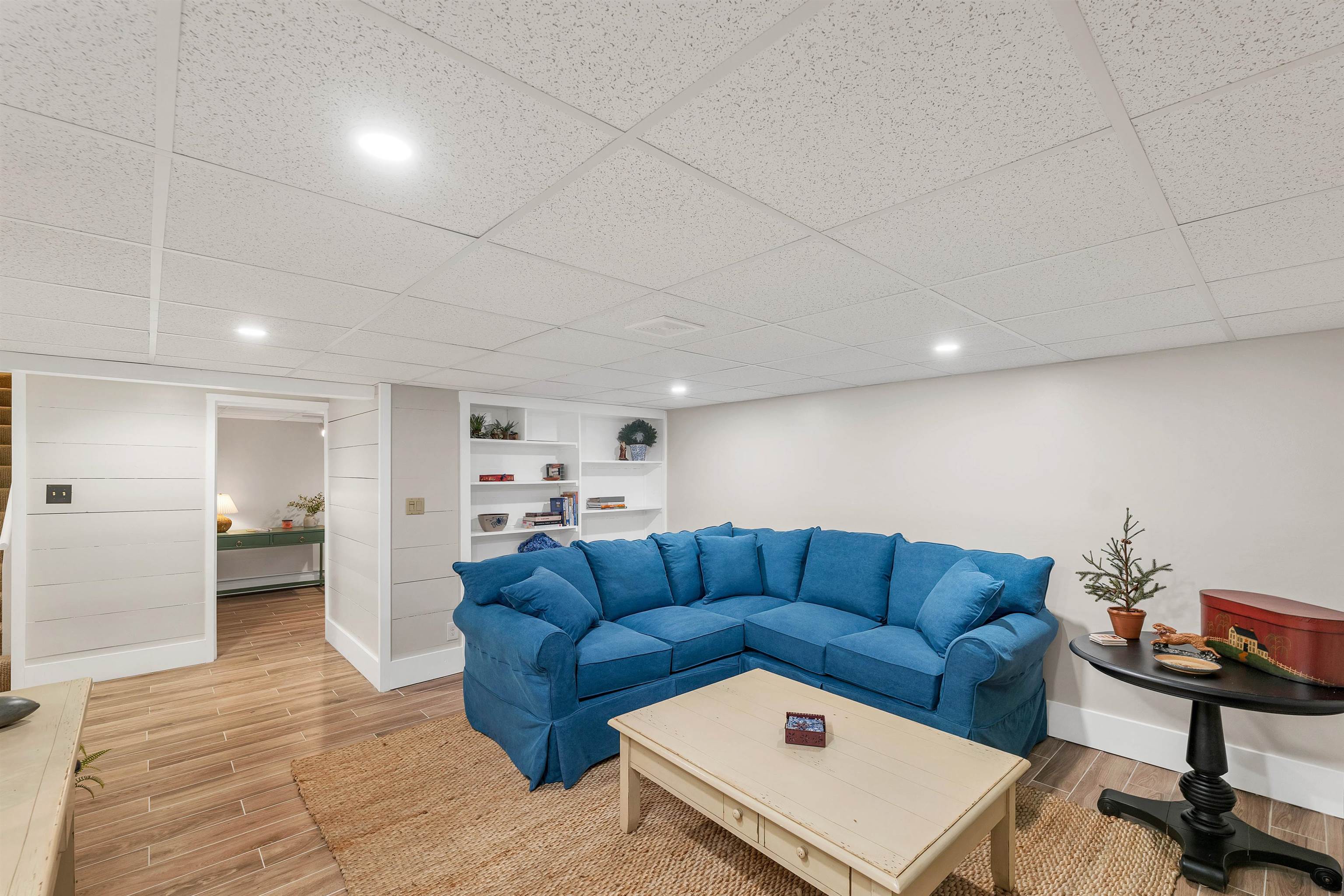 Plaistow, New Hampshire 03865, United States, 3 Bedrooms Bedrooms, ,2 BathroomsBathrooms,Residential,Pending,21025