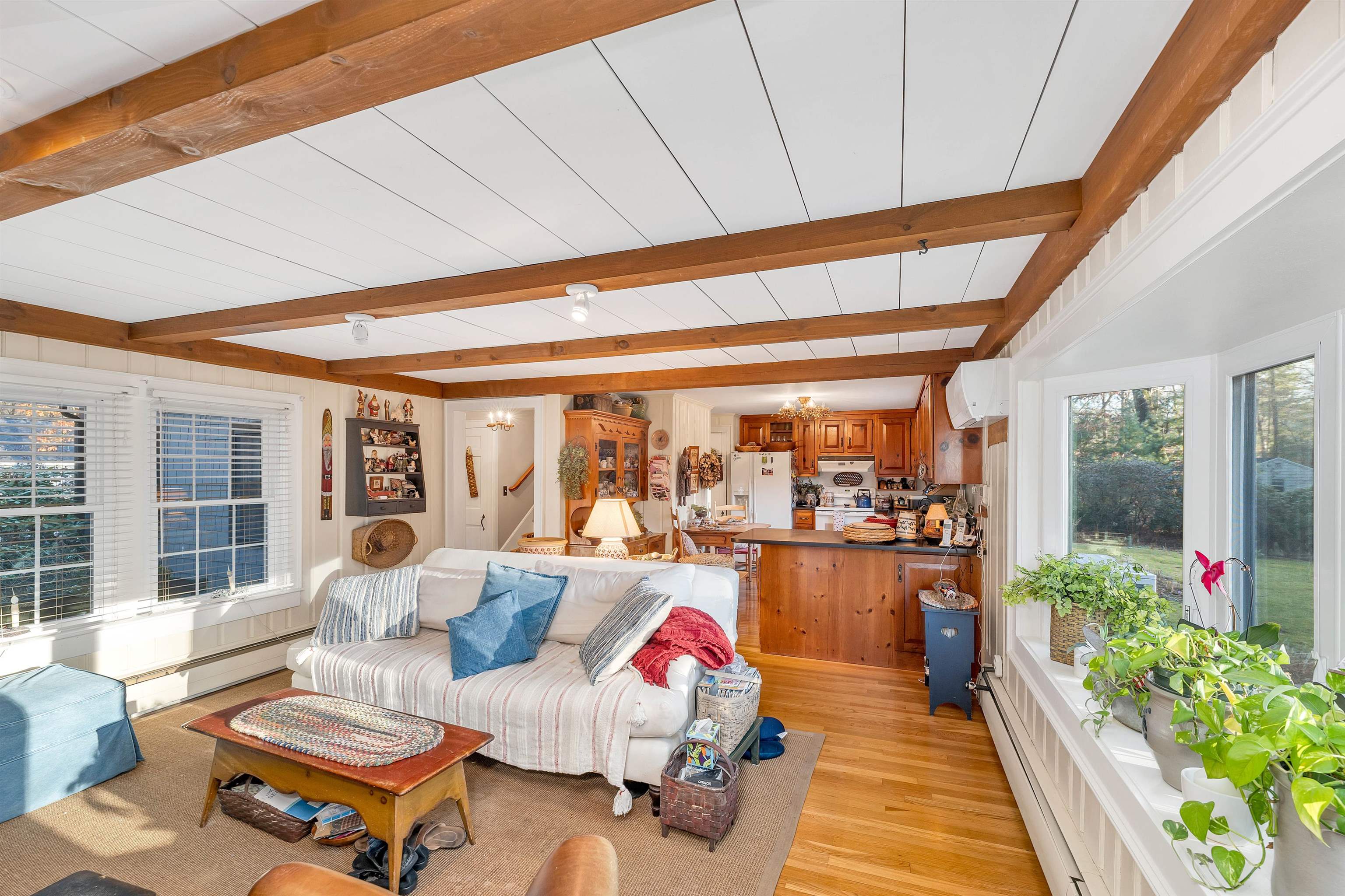 Plaistow, New Hampshire 03865, United States, 3 Bedrooms Bedrooms, ,2 BathroomsBathrooms,Residential,Pending,21025