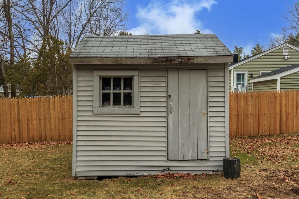 Photo of 11 Pacific Boulevard, Nashua, NH 03051 (MLS # 5081401)