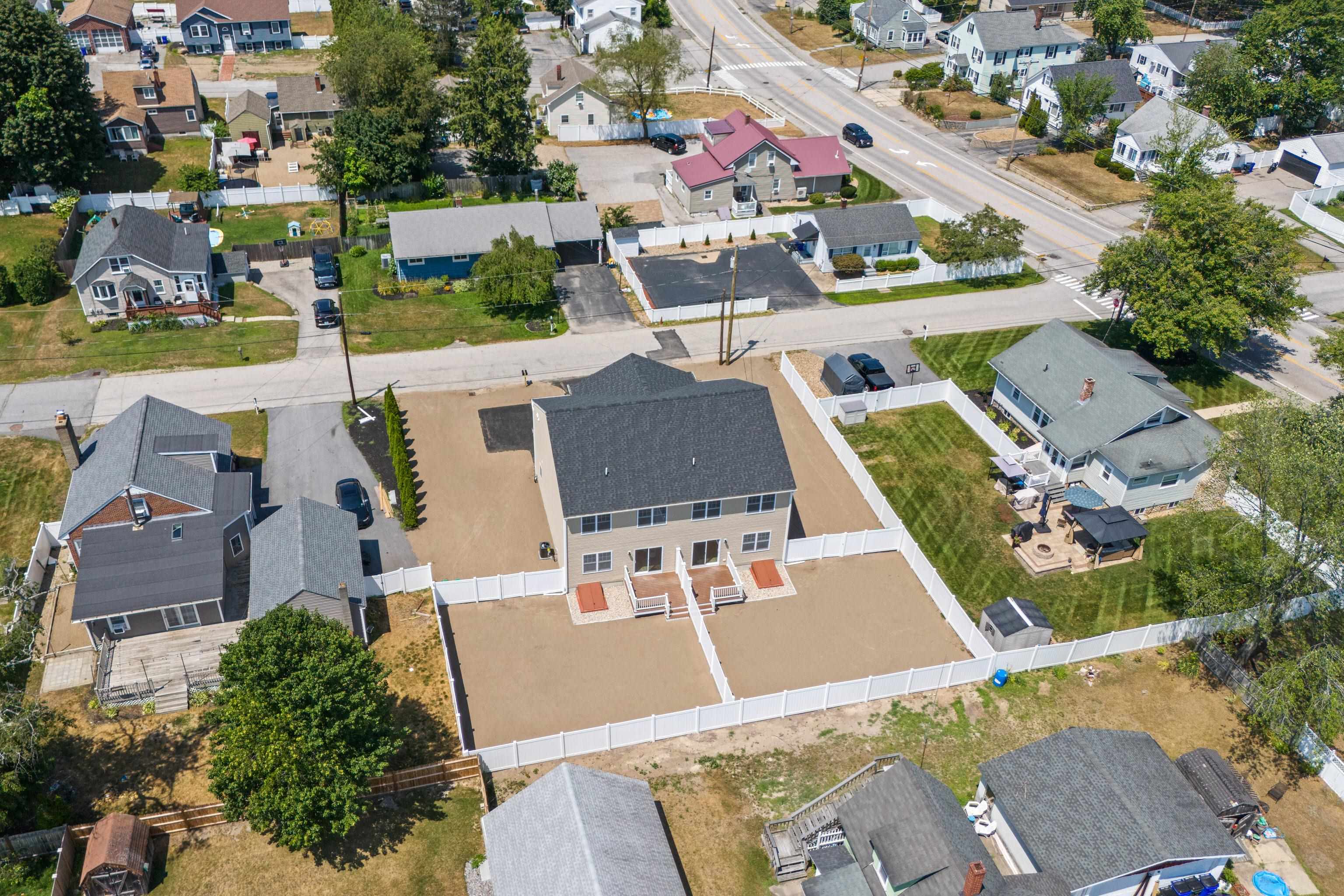 39 A Larch Street