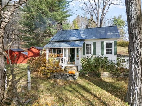 12 Cross Street Newfane VT 05345