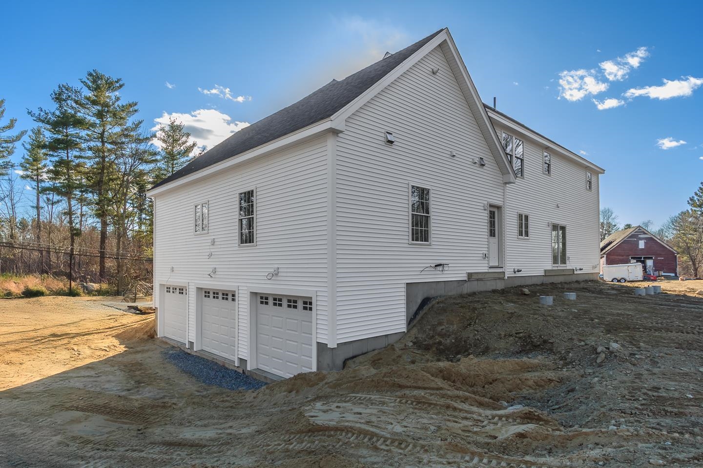 Londonderry, New Hampshire 03053, United States, 5 Bedrooms Bedrooms, ,4 BathroomsBathrooms,Residential,Active,12907
