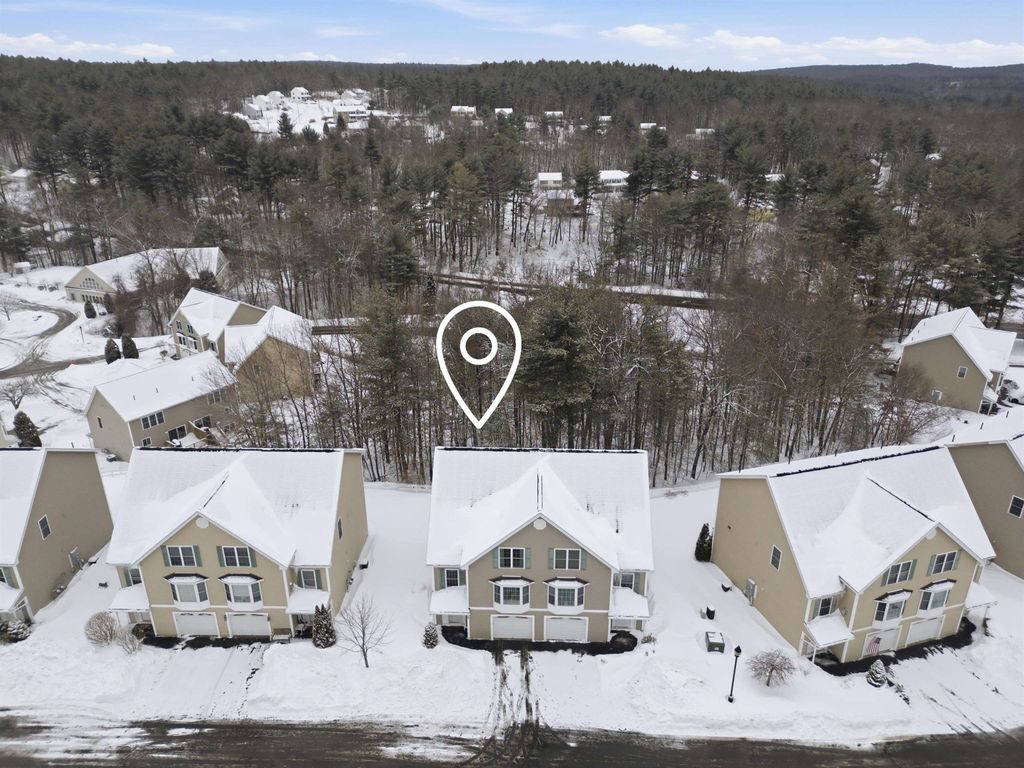 Photo of 11 Canterberry Court #A, Hudson, NH 03051 (MLS # 5077644)