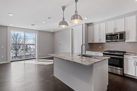 51 Elm Street 204 Laconia NH 03246