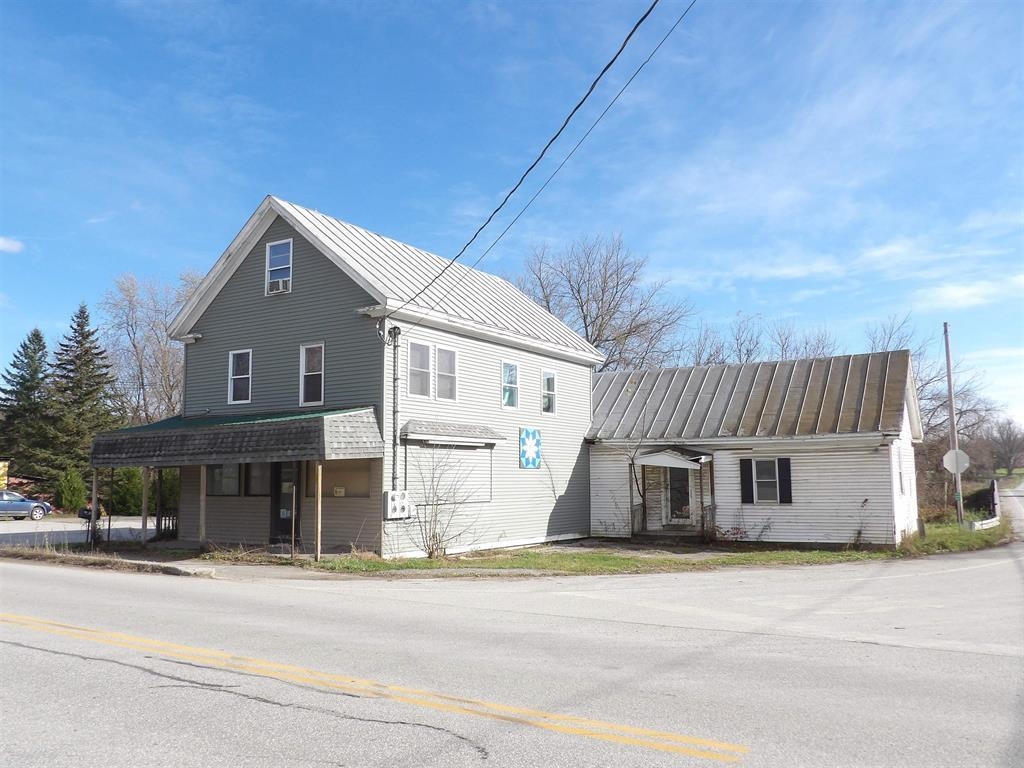 2813 VT Route 105