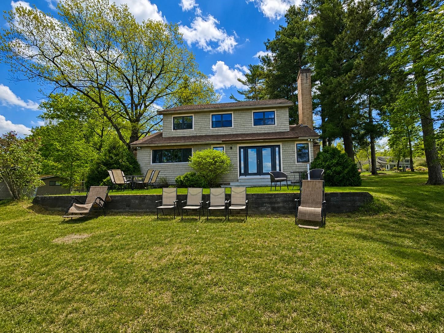 1254 Bluff Road
