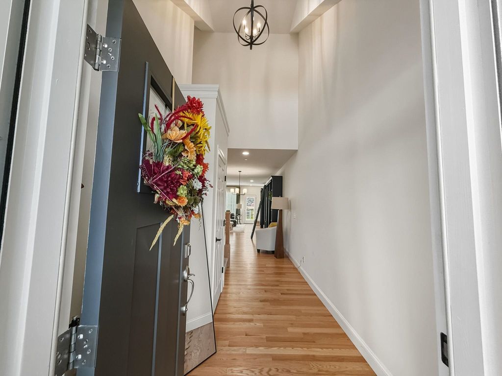 Photo of 24 Sheffield Way, Londonderry, NH 03053 (MLS # 5068638)