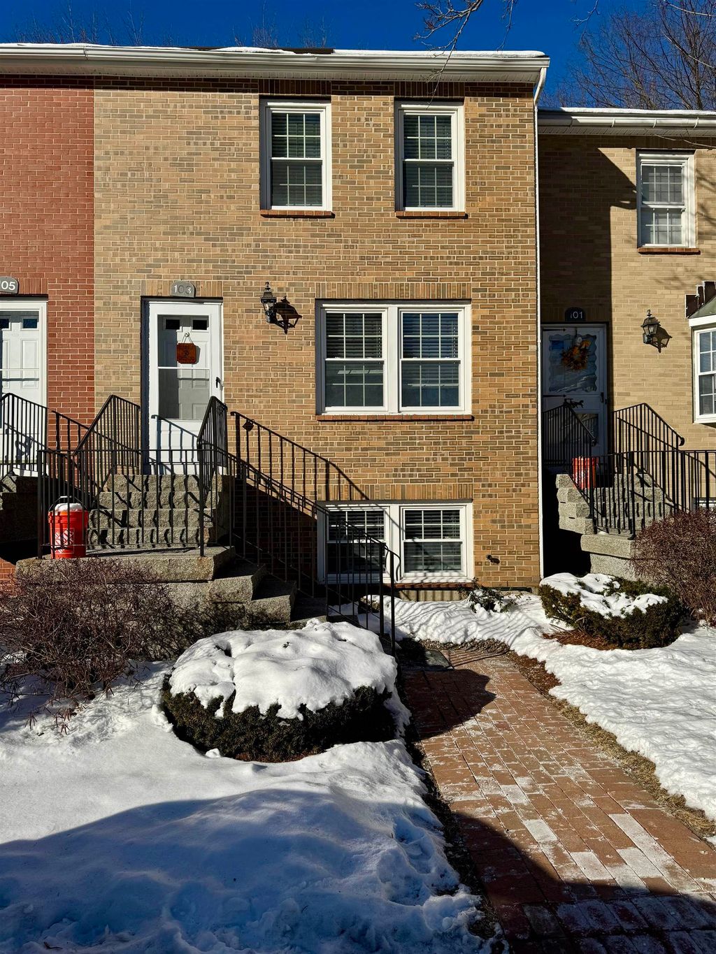 Photo of 103 Derryfield Court, Manchester, NH 03104 (MLS # 5073920)