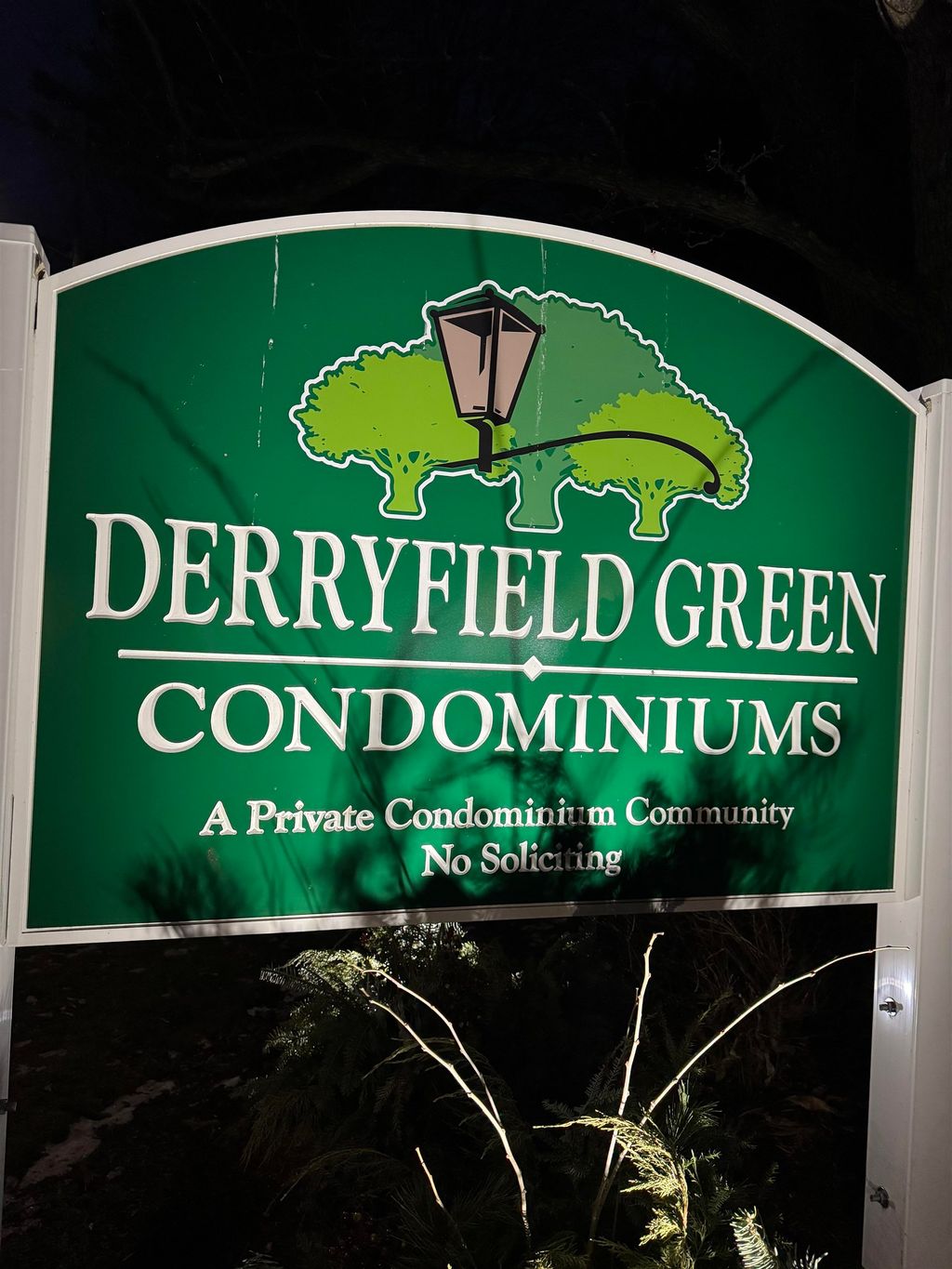 Photo of 103 Derryfield Court, Manchester, NH 03104 (MLS # 5073920)