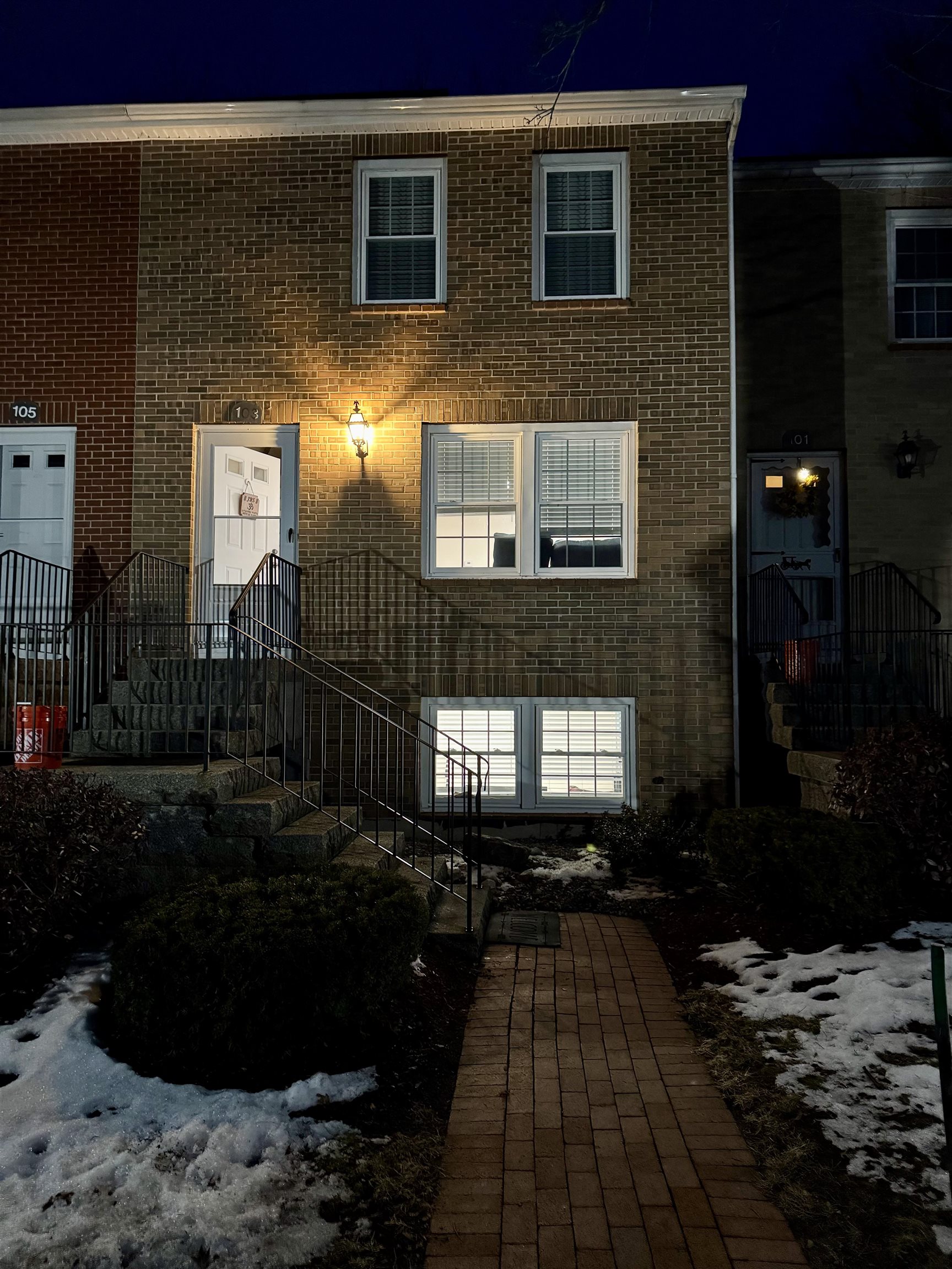 103 Derryfield Court