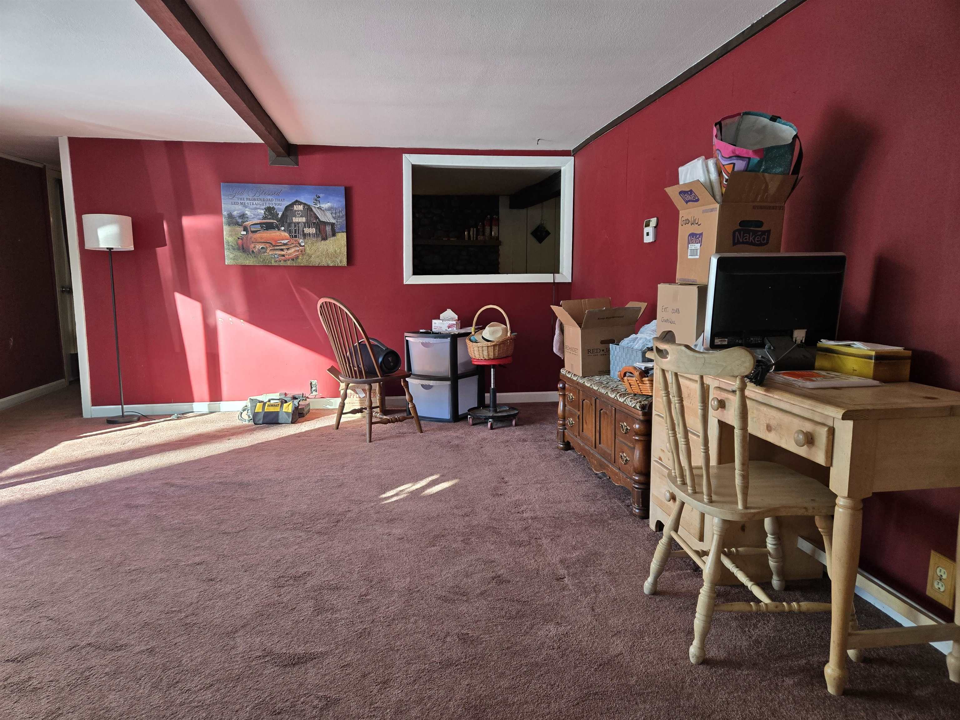 Merrimack, New Hampshire 03054, United States, 4 Bedrooms Bedrooms, ,1 BathroomBathrooms,Residential,Active,255063