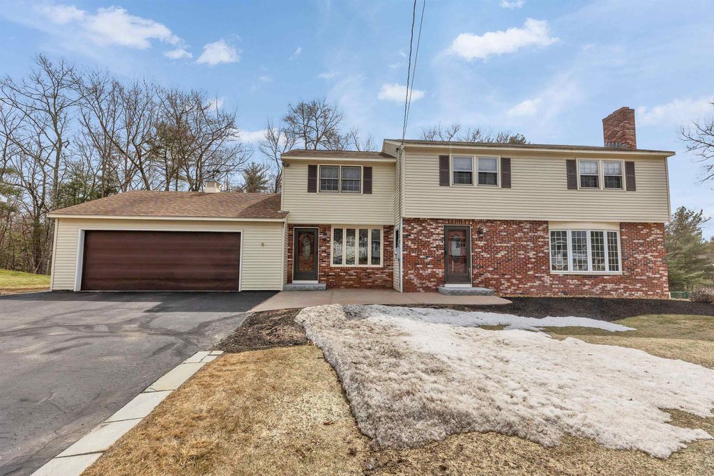 Photo of 22 Taschereau Boulevard, Nashua, NH 03062 (MLS # 5080917)