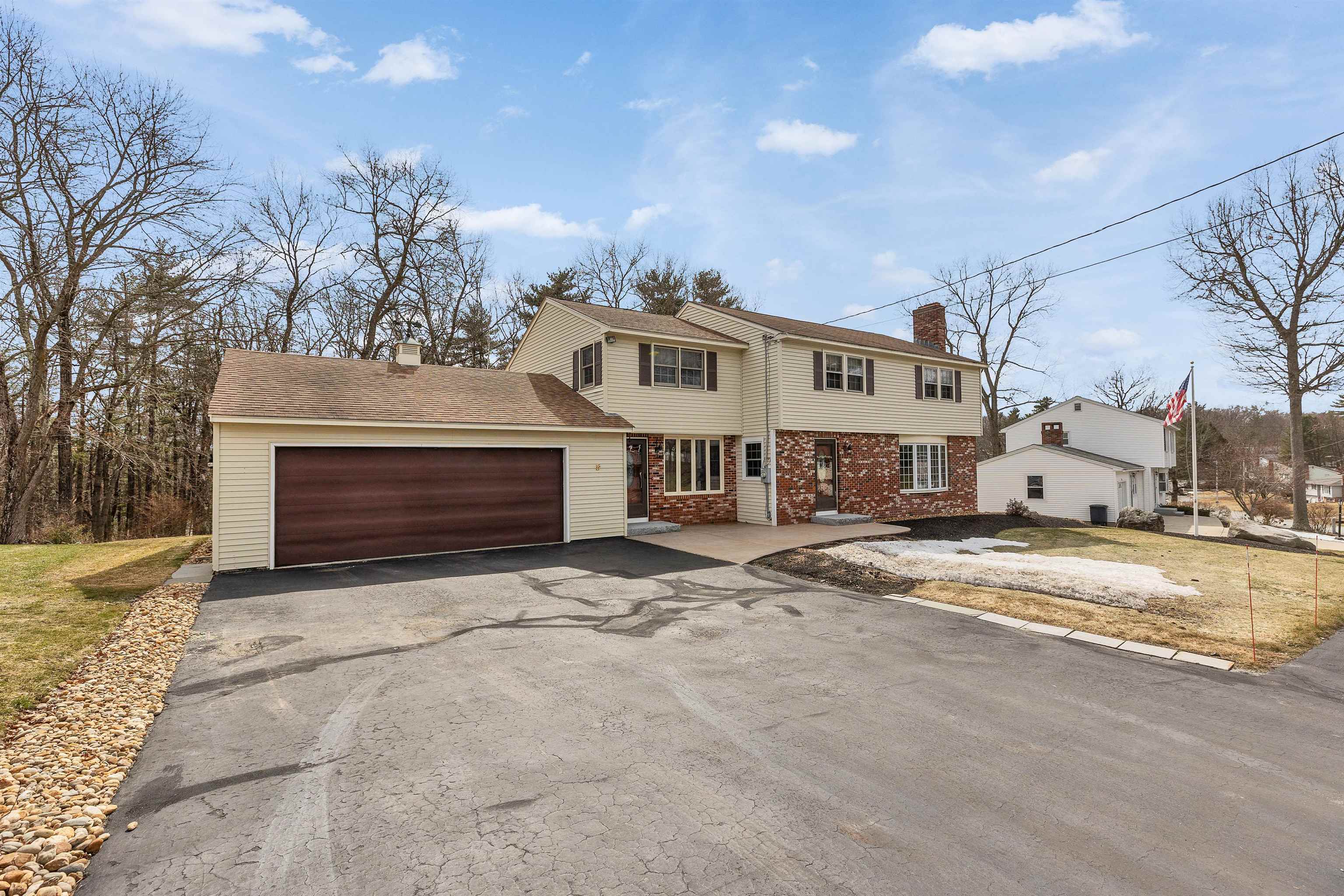 22 Taschereau Boulevard