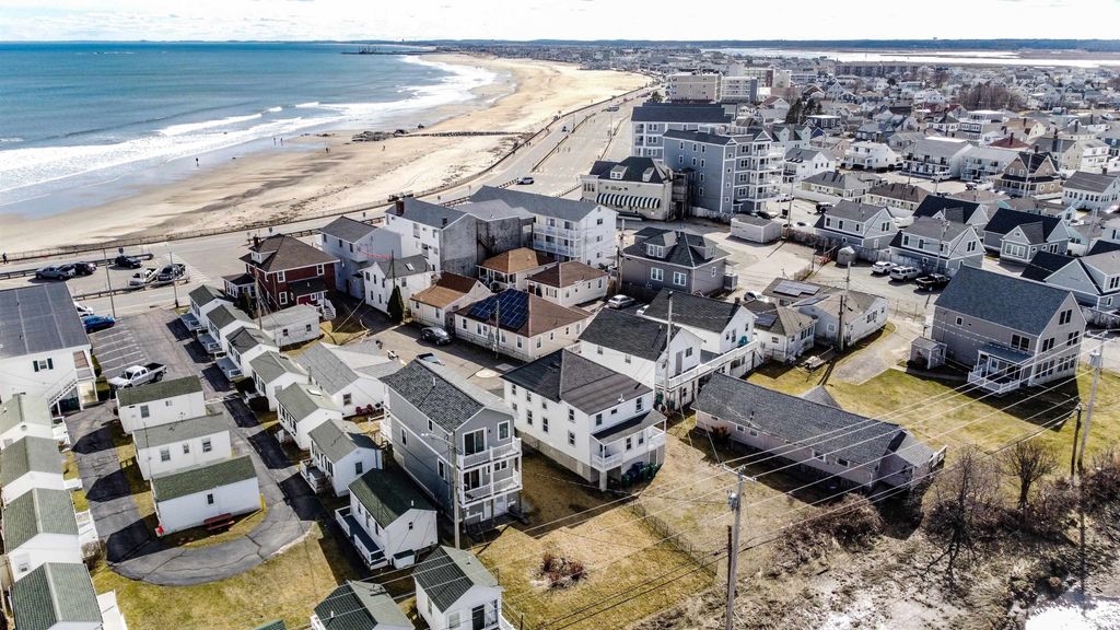 Photo of 401 Ocean Boulevard #2, Hampton, NH 03848 (MLS # 5084246)